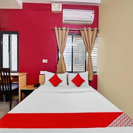 Hotel O Grand Lazeez Hāora Esterno foto