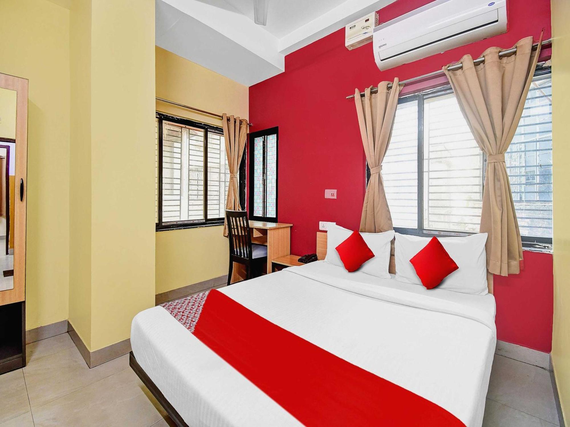 Hotel O Grand Lazeez Hāora Esterno foto