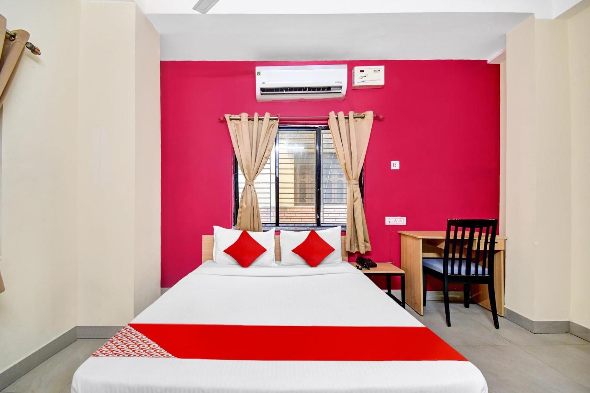 Hotel O Grand Lazeez Hāora Esterno foto
