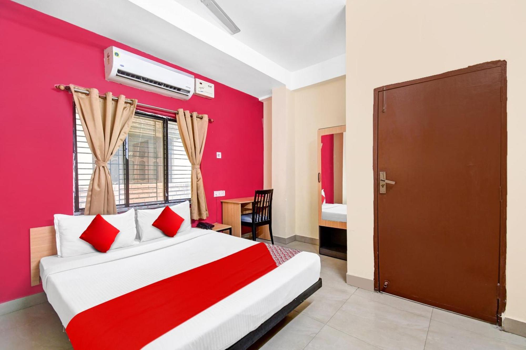 Hotel O Grand Lazeez Hāora Esterno foto