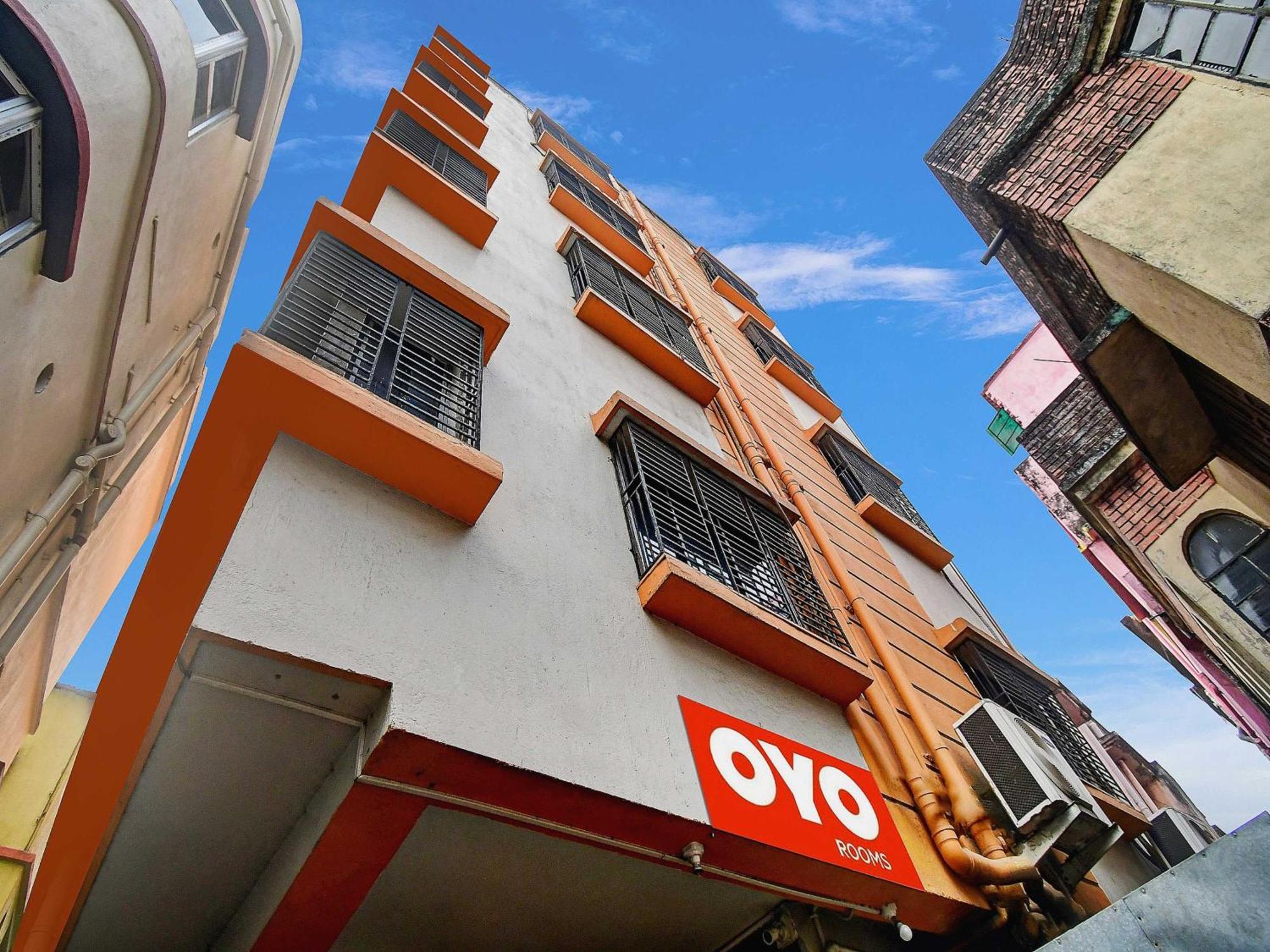 Hotel O Grand Lazeez Hāora Esterno foto