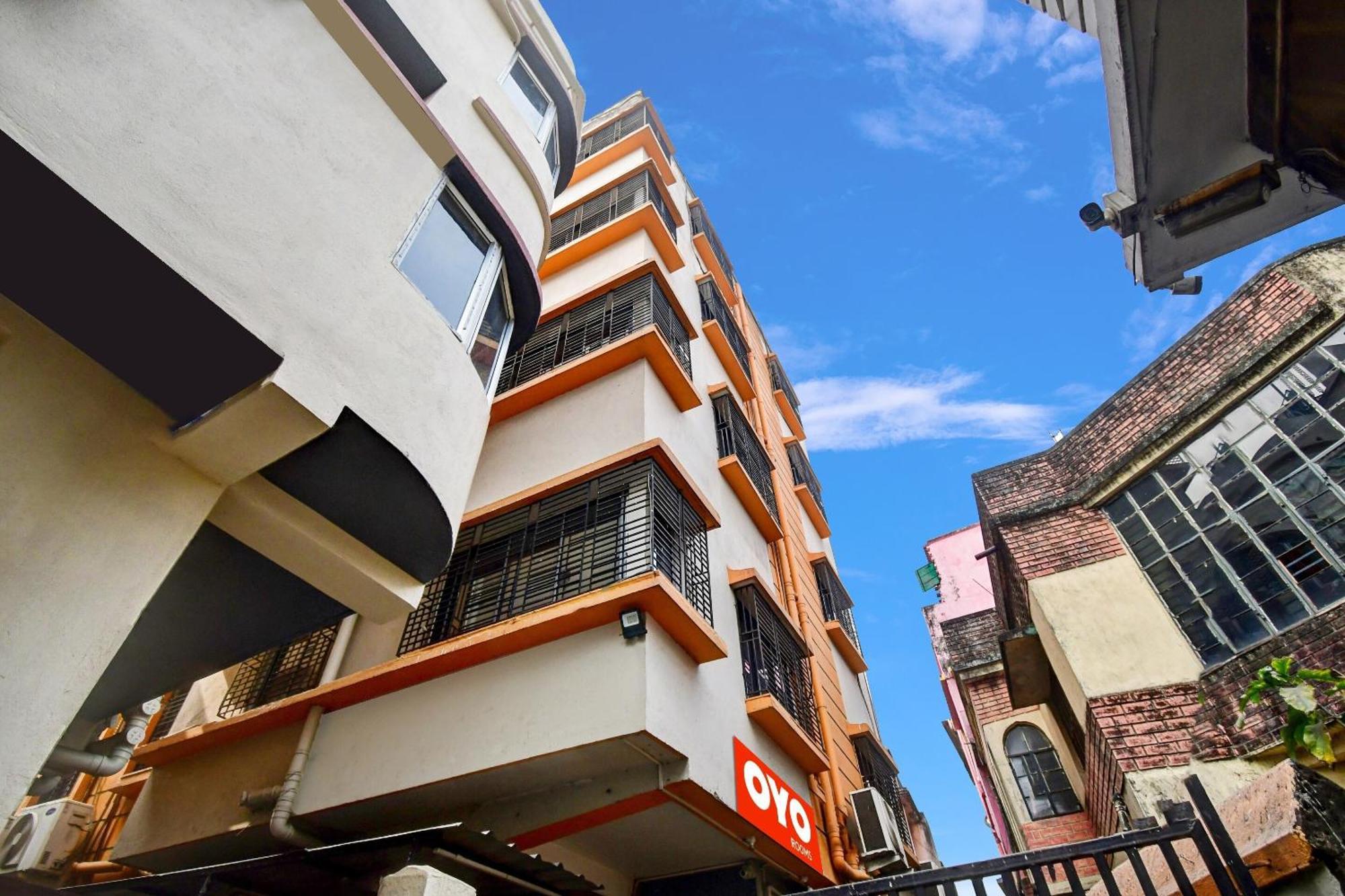 Hotel O Grand Lazeez Hāora Esterno foto
